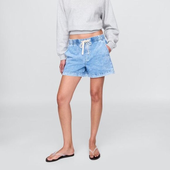 Easy Denim Shorts - Picture 1 of 3
